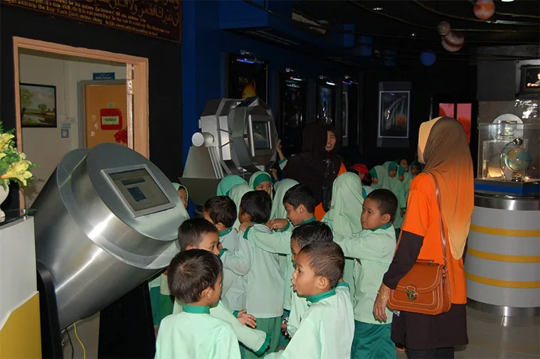 Kompleks Falak Al-Khawarizmi - kiosk01