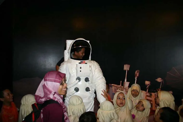Kompleks Falak Al-Khawarizmi - zonAngkasa01