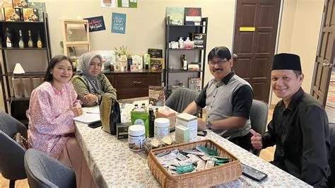 Sesi perbincangan pembangunan produk yang dikongsi AZR Empire